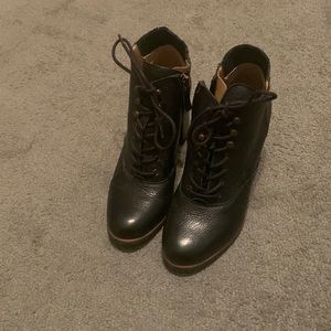 Franco Sarto tie-up booties